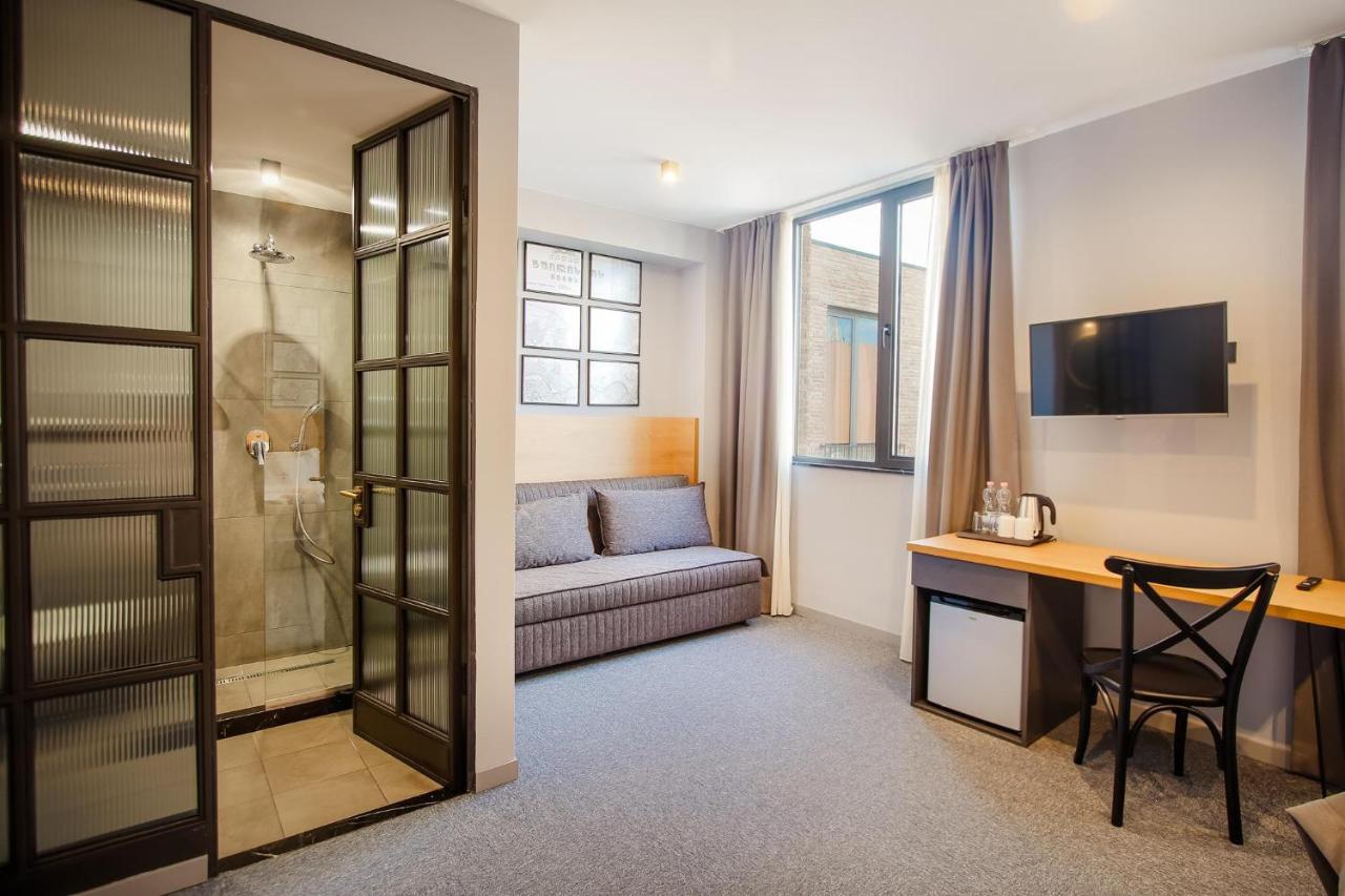 Hotel Tuta Τυφλίδα Εξωτερικό φωτογραφία