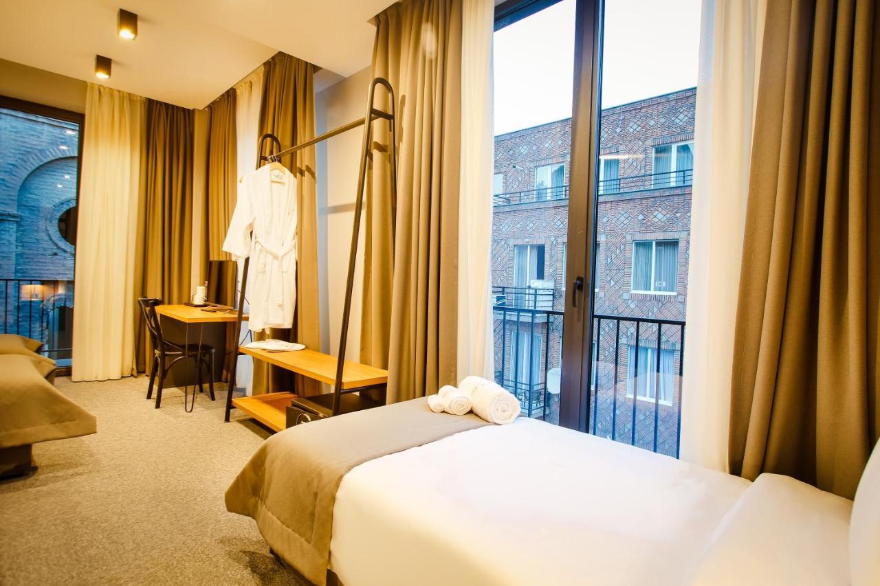 Hotel Tuta Τυφλίδα Εξωτερικό φωτογραφία
